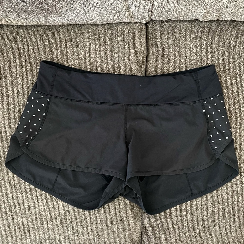 Lululemon run times short - 4”